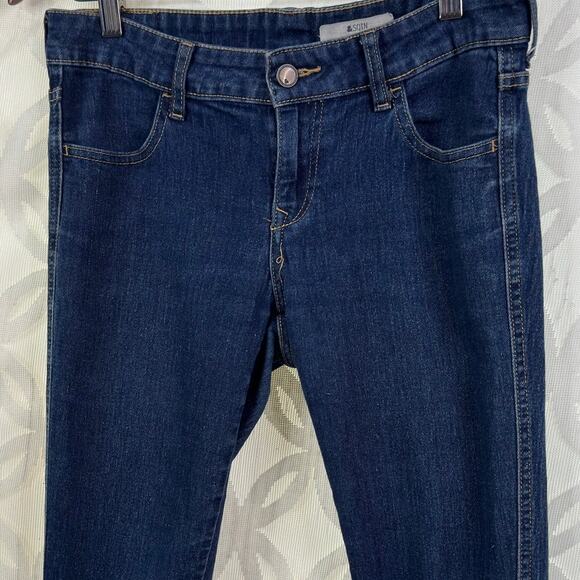 H&M Sqin Low Waist Slim Leg Dark Washed Jeans Size 28 - Picture 7 of 8